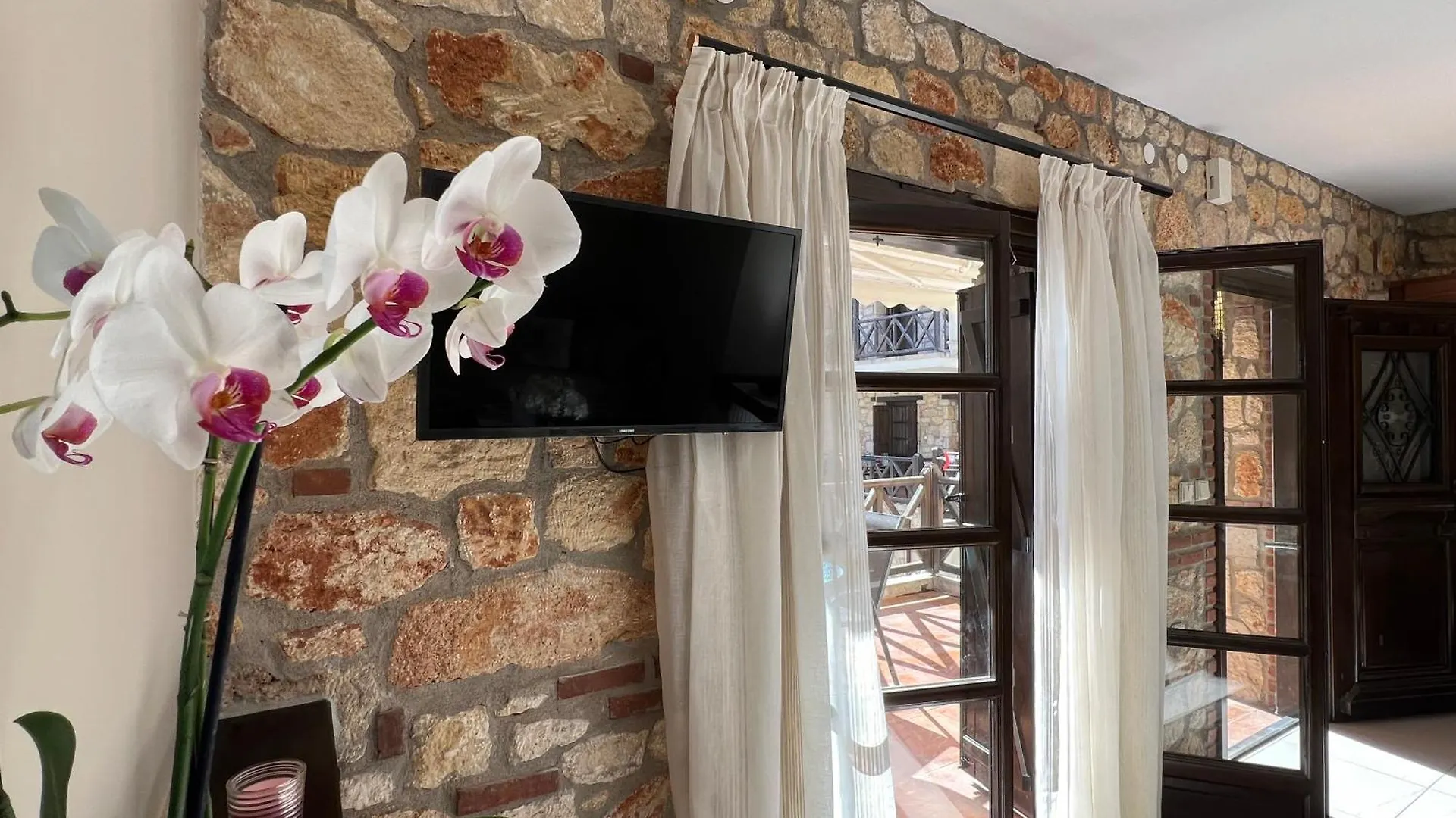 Boutique Stone House Guest House Psakoudia 0*,